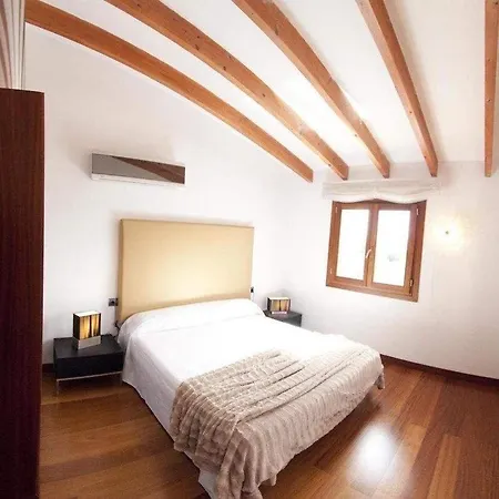 Villa De Les Oliveres *